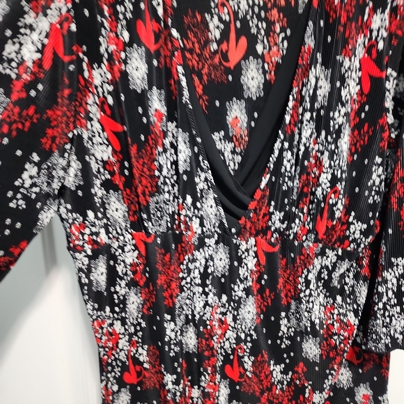 Christopher & Banks.red and black top Sz 2X - Picture 3 of 7